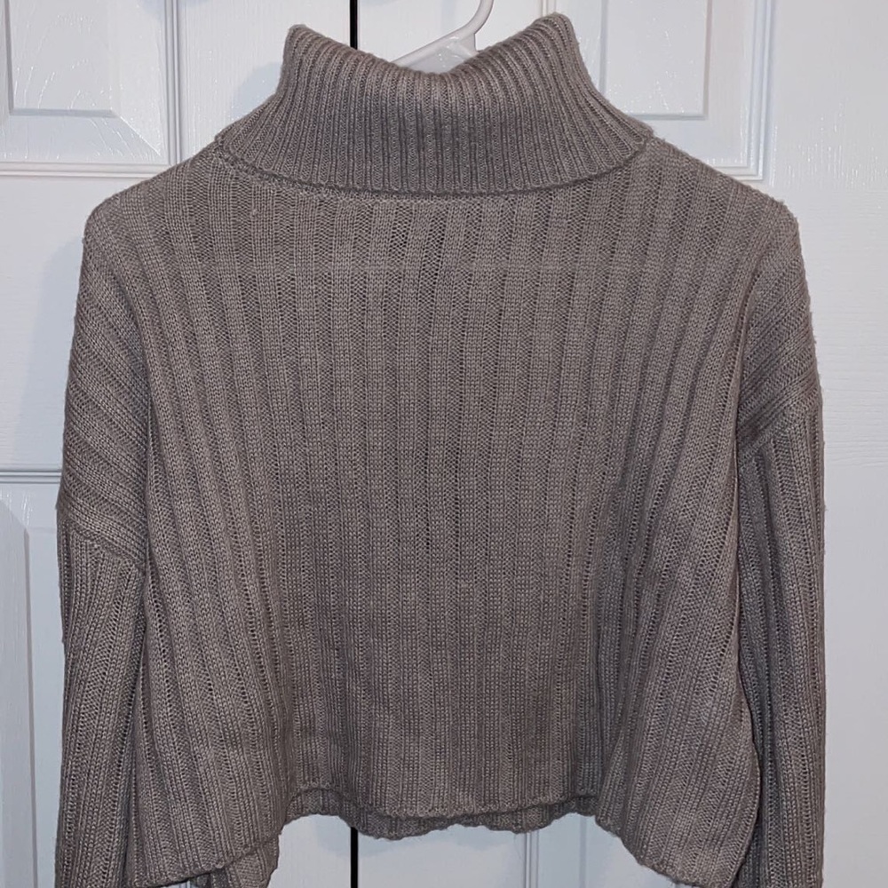 Forever 21 sweater